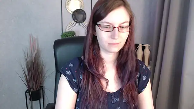 emmaxDelight online show from 03/16/26, 06:28