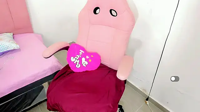 victoria love89 online show from 09/27/25, 02:38