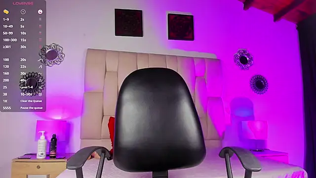 Snapshot of Mia_ross16 chatting on 01/08/25, 07:24 Mia ross16 online show from 01/08/25, 07:24