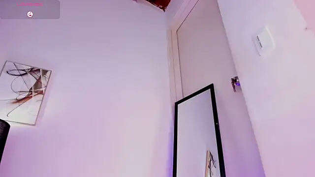 Snapshot of Mia_ross16 chatting on 01/30/25, 10:30 Mia ross16 online show from 01/30/25, 10:30