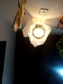 Snapshot of Mia_ross16 chatting on 10/24/25, 08:05 Mia ross16 online show from 10/24/25, 08:05