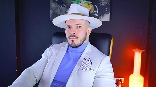 Snapshot of AngeloEric chatting on 01/09/25, 09:06 AngeloEric online show from 01/09/25, 09:06