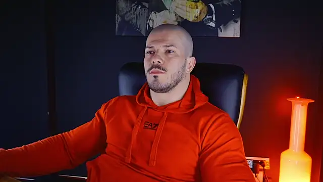 Snapshot of AngeloEric chatting on 01/18/25, 05:41 AngeloEric online show from 01/18/25, 05:41