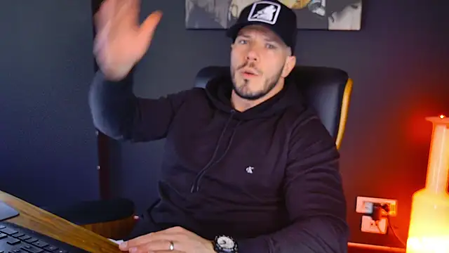 Snapshot of AngeloEric chatting on 03/20/25, 12:00 AngeloEric online show from 03/20/25, 12:00