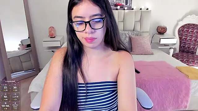 zoe turnner 18 online show from 09/12/25, 11:54