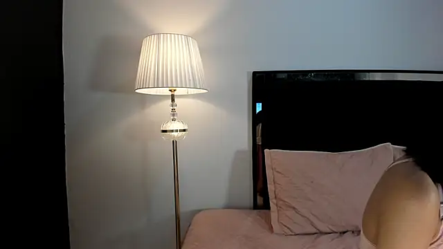 lilithTeen1  online show from 03/22/26, 10:35