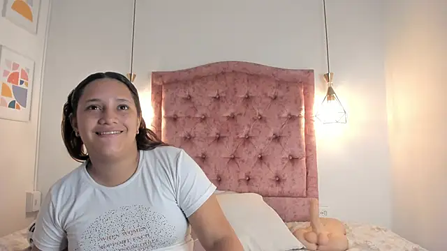 aprill21  online show from 03/01/25, 01:51