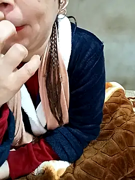 jijijoudia online show from 01/19/25, 11:12