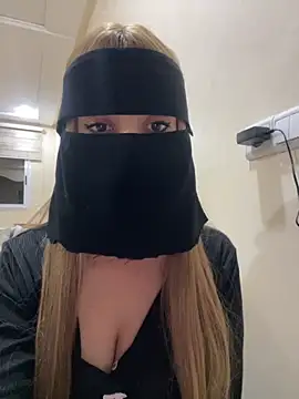 jijijoudia online show from 11/13/25, 12:20