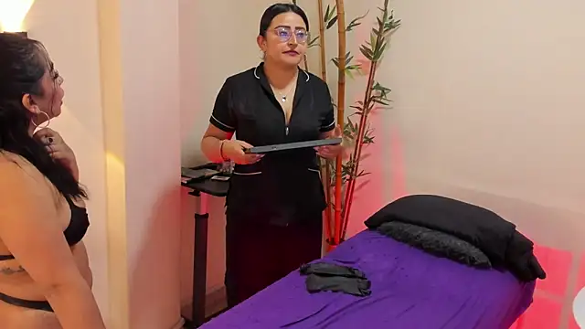 Carolina Arias online show from 04/14/26, 02:12