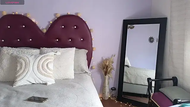 JessieGomezz  online show from 02/09/26, 08:02