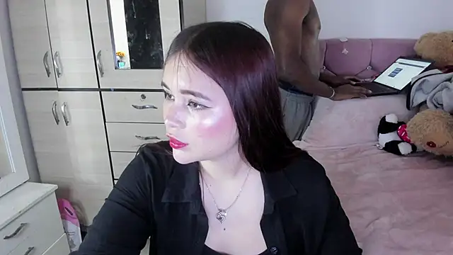 Snapshot of hotbbc_wife chatting on 02/24/25, 10:36 hotbbc wife online show from 02/24/25, 10:36