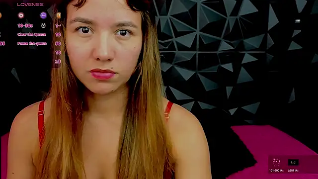 Sofiapeachh online show from 03/07/25, 12:37