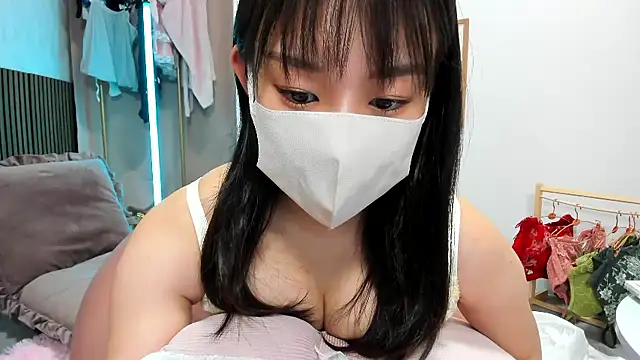 Coco peach online show from 06/06/26, 03:39