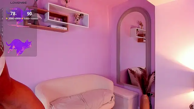 Snapshot of NatalyThorn88 chatting on 11/06/25, 06:36 NatalyThorn88 online show from 11/06/25, 06:36