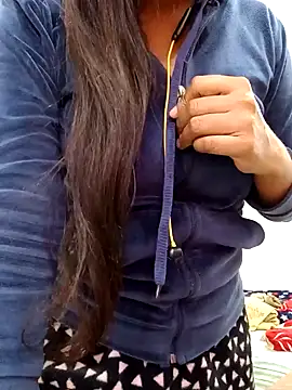 Snapshot of _SonPari_ chatting on 12/16/24, 08:09 SonPari online show from 12/16/24, 08:09