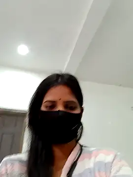 Snapshot of _SonPari_ chatting on 12/18/24, 06:21 SonPari online show from 12/18/24, 06:21