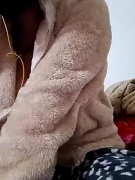 Snapshot of _SonPari_ chatting on 12/29/24, 10:34 SonPari online show from 12/29/24, 10:34