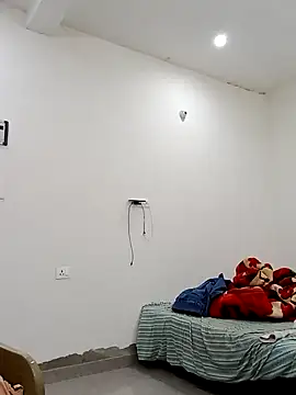 Snapshot of _SonPari_ chatting on 12/30/24, 04:40 SonPari online show from 12/30/24, 04:40