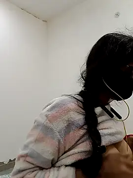 Snapshot of _SonPari_ chatting on 01/04/25, 05:58 SonPari online show from 01/04/25, 05:58