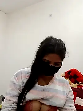 Snapshot of _SonPari_ chatting on 01/12/25, 03:57 SonPari online show from 01/12/25, 03:57