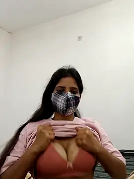 Snapshot of _SonPari_ chatting on 01/29/25, 05:35 SonPari online show from 01/29/25, 05:35