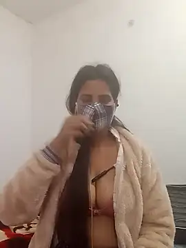 Snapshot of _SonPari_ chatting on 02/03/25, 08:46 SonPari online show from 02/03/25, 08:46