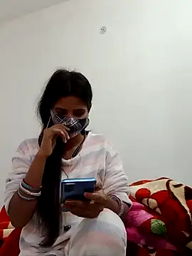 Snapshot of _SonPari_ chatting on 02/04/25, 08:56 SonPari online show from 02/04/25, 08:56