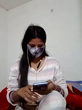 Snapshot of _SonPari_ chatting on 02/04/25, 03:04 SonPari online show from 02/04/25, 03:04