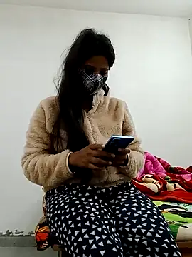 Snapshot of _SonPari_ chatting on 02/17/25, 04:15 SonPari online show from 02/17/25, 04:15