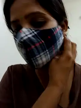 Snapshot of _SonPari_ chatting on 02/25/25, 05:08 SonPari online show from 02/25/25, 05:08