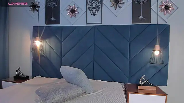 dyvis 22 online show from 02/10/25, 01:14