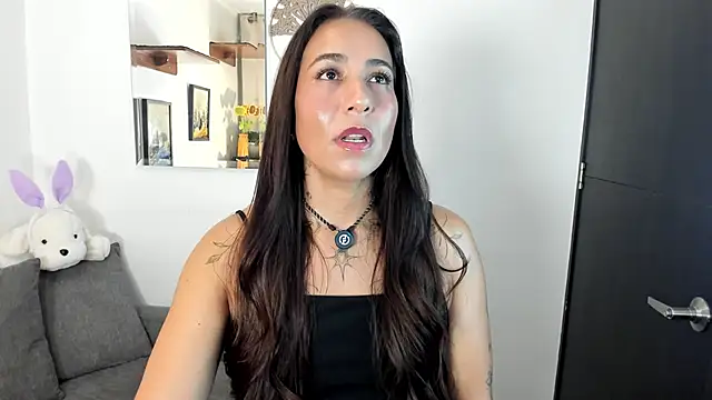 Snapshot of electra_hunt chatting on 03/28/26, 12:32 electra hunt online show from 03/28/26, 12:32