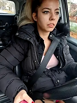 Snapshot of allinqueen chatting on 12/10/24, 07:26 allinqueen online show from 12/10/24, 07:26