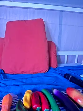 Snapshot of allinqueen chatting on 02/18/25, 01:33 allinqueen online show from 02/18/25, 01:33