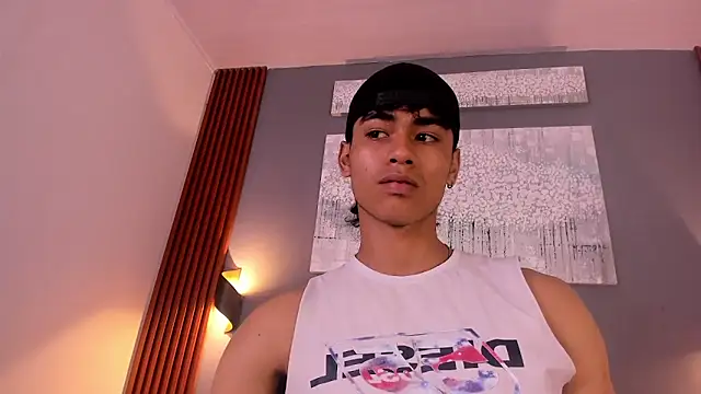 zander 2120 online show from 02/12/25, 01:16