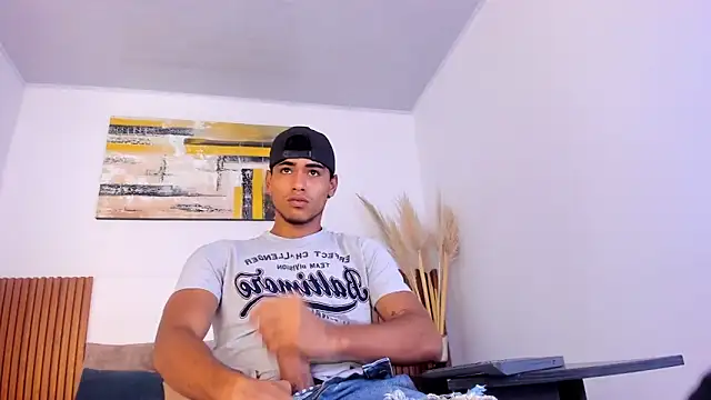 zander 2120 online show from 10/07/25, 12:57