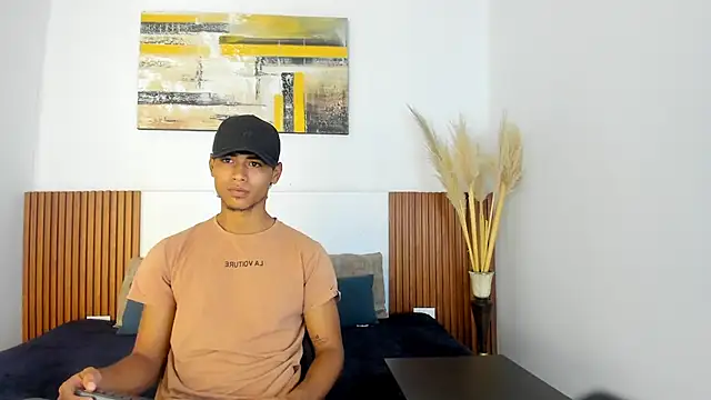 zander 2120 online show from 10/08/25, 12:36