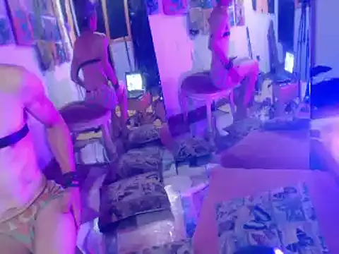 laye19 online show from 02/02/25, 11:42