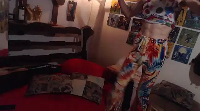 laye19 online show from 03/15/25, 04:24