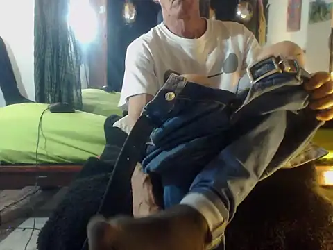 laye19 online show from 09/09/25, 05:07