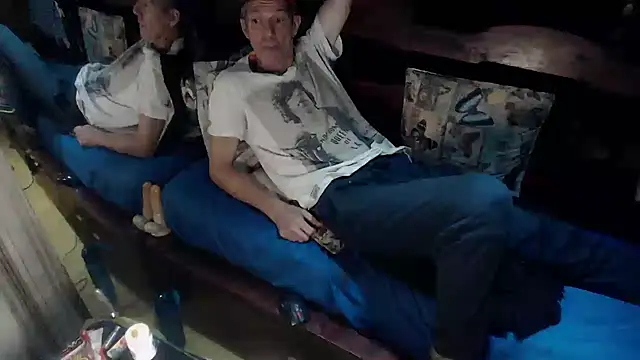 laye19 online show from 11/06/25, 01:17