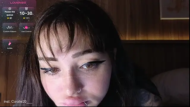 Coralie20  online show from 04/28/26, 10:31