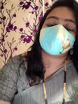 Snapshot of neelu-hoty chatting on 01/20/25, 03:07 neelu-hoty online show from 01/20/25, 03:07