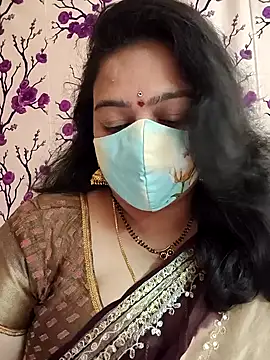 Snapshot of neelu-hoty chatting on 01/23/25, 01:02 neelu-hoty online show from 01/23/25, 01:02