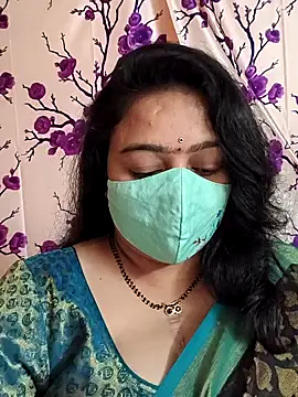 Snapshot of neelu-hoty chatting on 01/23/25, 04:04 neelu-hoty online show from 01/23/25, 04:04