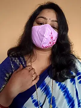 Snapshot of neelu-hoty chatting on 01/26/25, 07:32 neelu-hoty online show from 01/26/25, 07:32