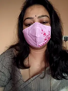 Snapshot of neelu-hoty chatting on 01/31/25, 02:15 neelu-hoty online show from 01/31/25, 02:15