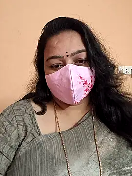 Snapshot of neelu-hoty chatting on 02/06/25, 02:37 neelu-hoty online show from 02/06/25, 02:37