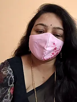 Snapshot of neelu-hoty chatting on 02/10/25, 01:44 neelu-hoty online show from 02/10/25, 01:44